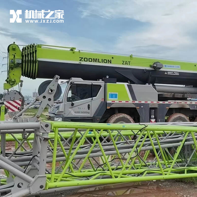 Używany żuraw samochodowy Zoomlion Zoomlion ZLJ5553JQZ130V używany żuraw mobilny do ciężarówek